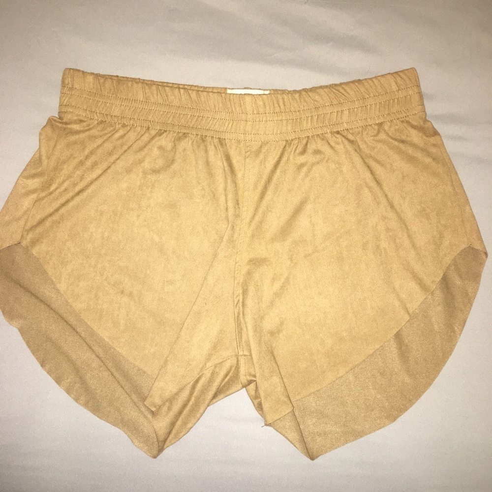 Tribe Kelley Large Camel Tan Shorts Soft NWOT